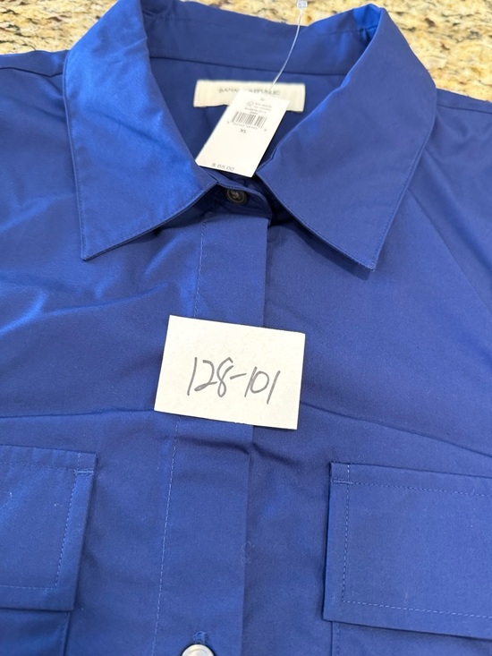 Banana Republic Factory vibrant blue crop button up top SZ XL - Picture 10 of 11